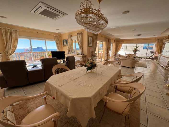 Image No.27-3 Bed Villa for sale