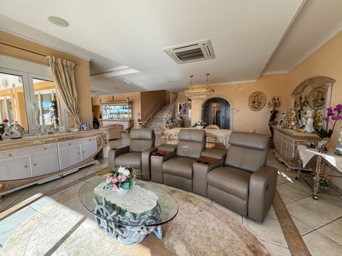 Image No.30-3 Bed Villa for sale