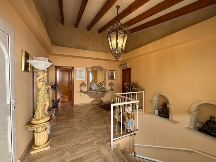 Image No.4-3 Bed Villa for sale