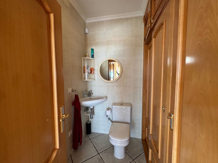 Image No.57-3 Bed Villa for sale