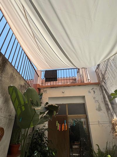 Image No.19-4 Bed Townhouse for sale