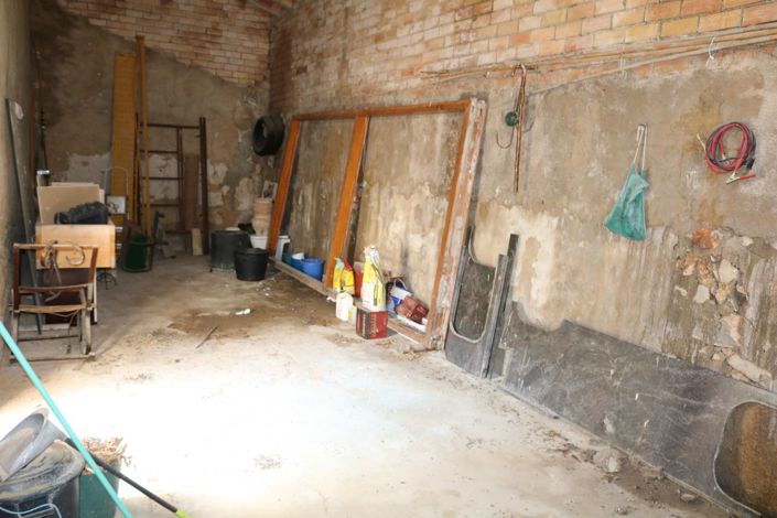 Image No.21-4 Bed Townhouse for sale