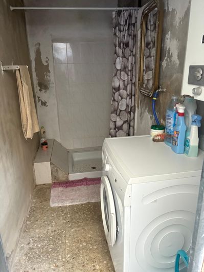 Image No.20-4 Bed Townhouse for sale