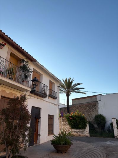 Image No.34-4 Bed Townhouse for sale