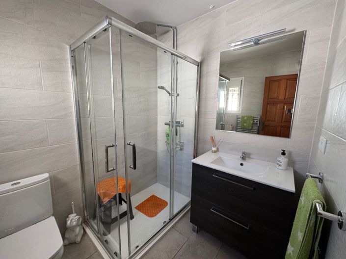 Image No.11-3 Bed Villa for sale