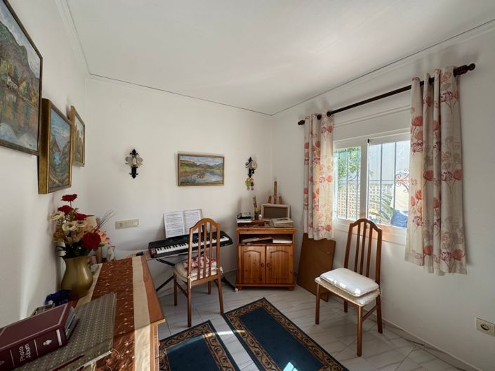 Image No.15-3 Bed Villa for sale