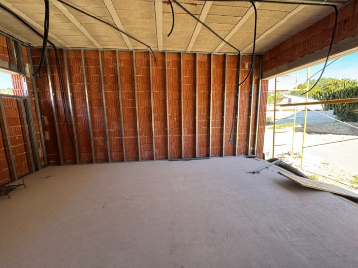 Image No.34-3 Bed Villa for sale