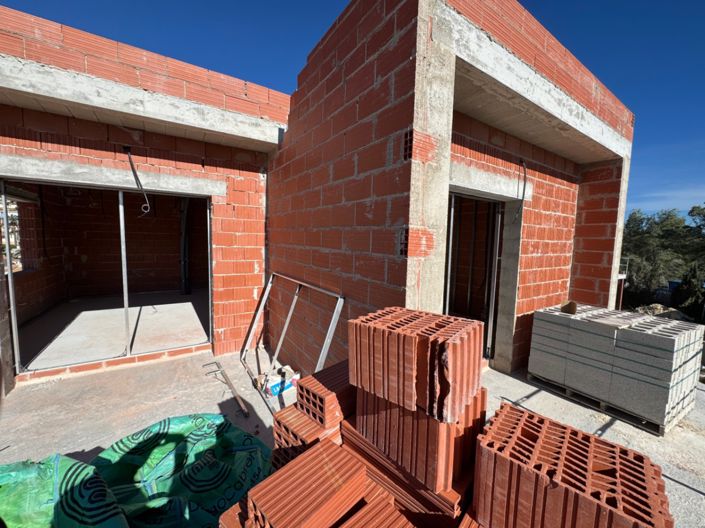 Image No.58-3 Bed Villa for sale