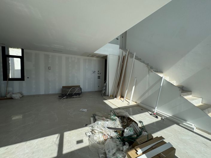 Image No.24-3 Bed Villa for sale