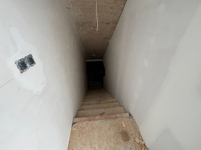 Image No.29-3 Bed Villa for sale