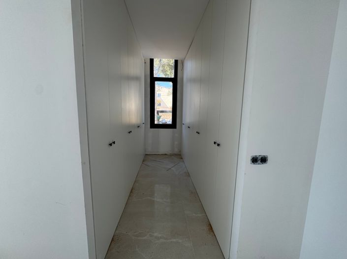 Image No.35-3 Bed Villa for sale