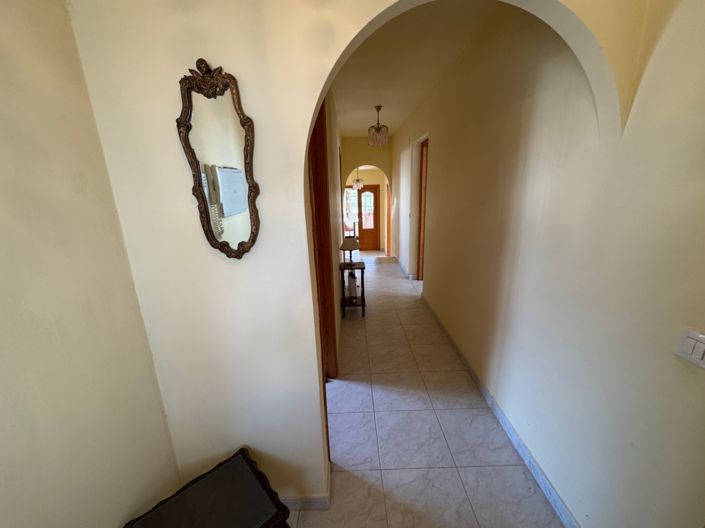 Image No.2-3 Bed Villa for sale