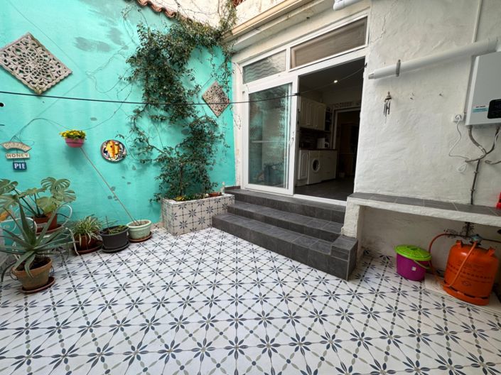 Image No.24-2 Bed Townhouse for sale