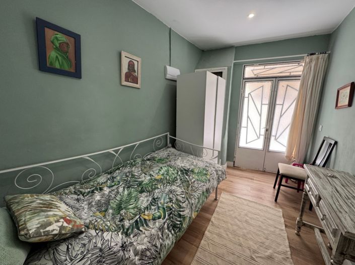 Image No.3-2 Bed Townhouse for sale