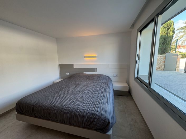 Image No.33-4 Bed Villa for sale