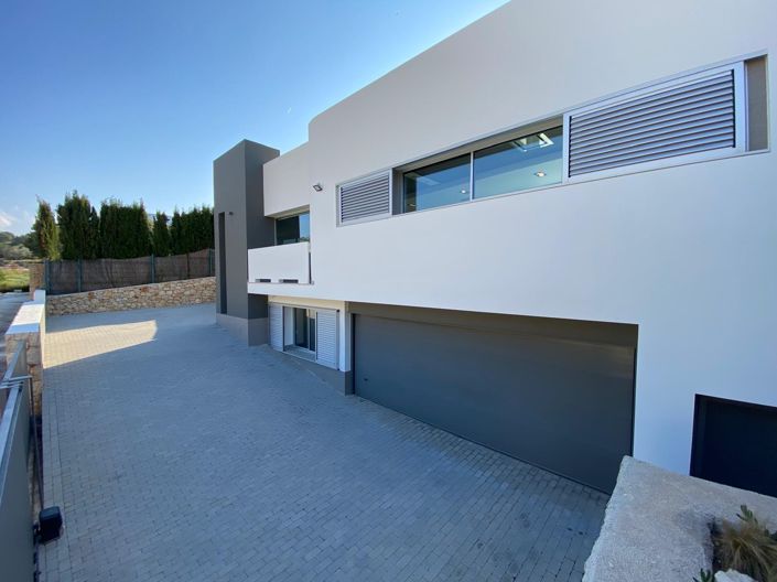 Image No.40-4 Bed Villa for sale