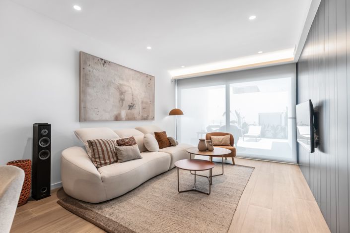 Image No.20-3 Bed Apartment for sale