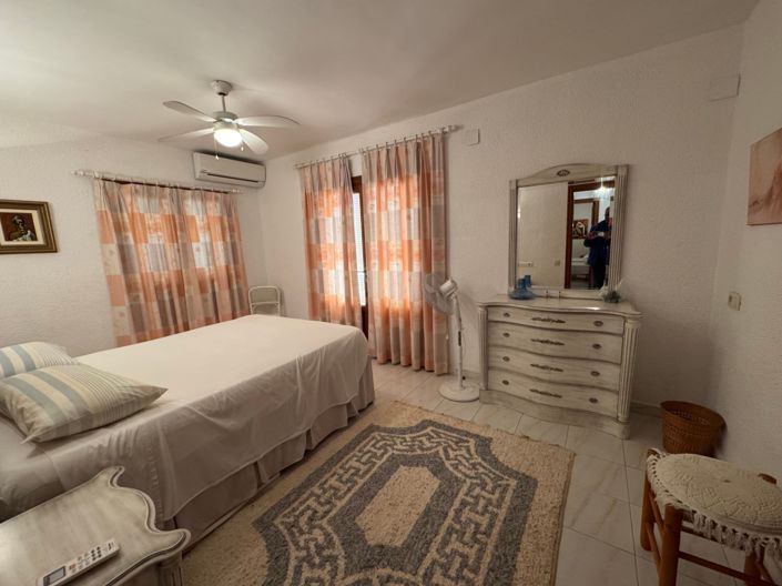 Image No.30-4 Bed Villa for sale