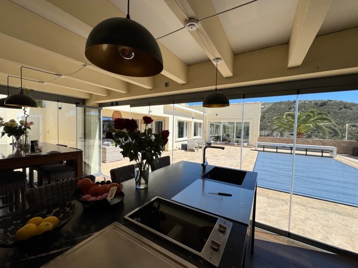 Image No.58-4 Bed Villa for sale