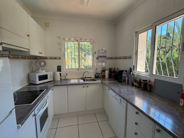 Image No.11-4 Bed Villa for sale