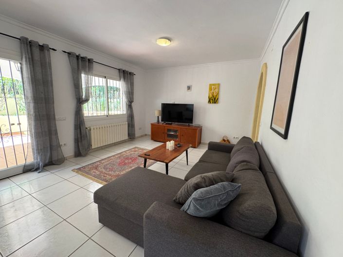 Image No.25-4 Bed Villa for sale