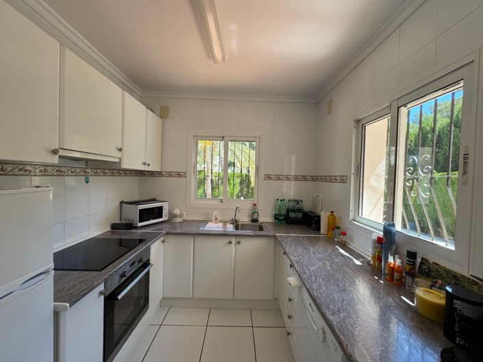 Image No.26-4 Bed Villa for sale