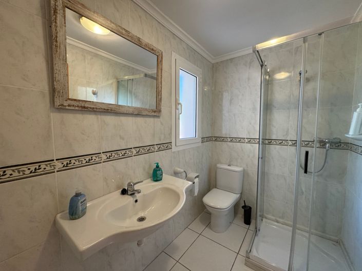 Image No.31-4 Bed Villa for sale