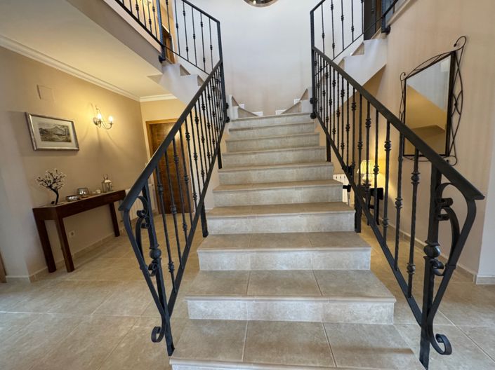 Image No.32-5 Bed Finca for sale