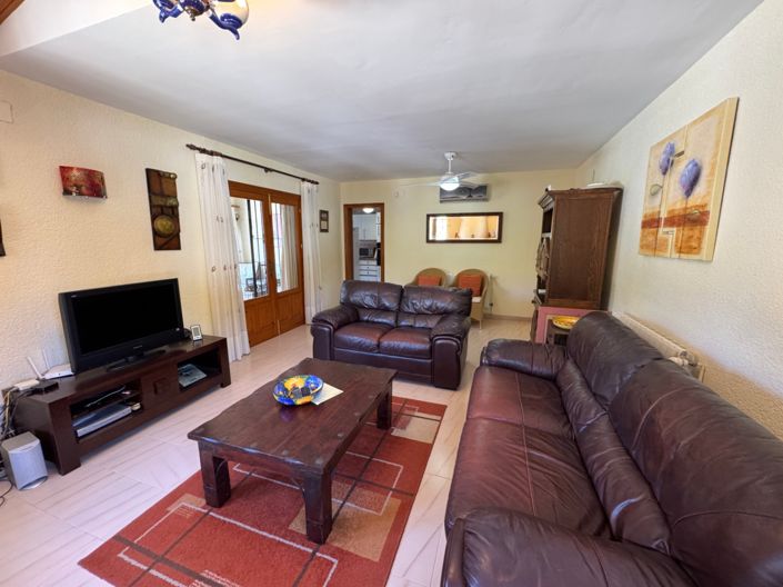 Image No.14-3 Bed Villa for sale