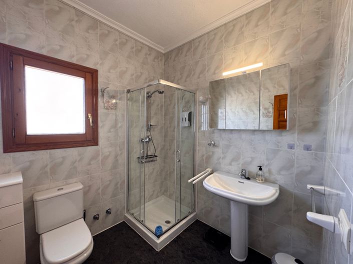 Image No.47-2 Bed Villa for sale