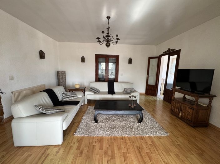 Image No.21-2 Bed Villa for sale
