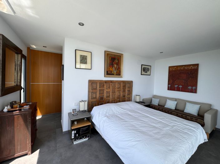 Image No.17-3 Bed Villa for sale