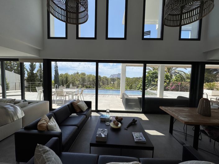 Image No.27-3 Bed Villa for sale