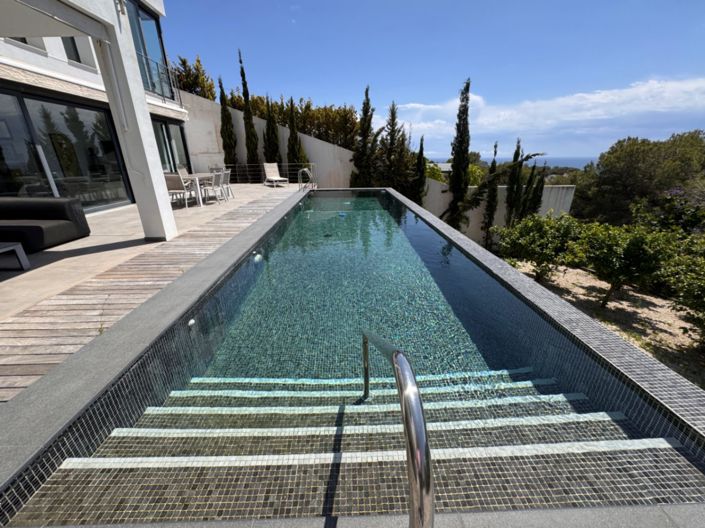 Image No.35-3 Bed Villa for sale