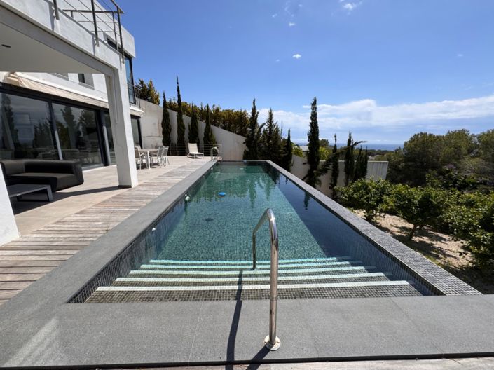 Image No.39-3 Bed Villa for sale