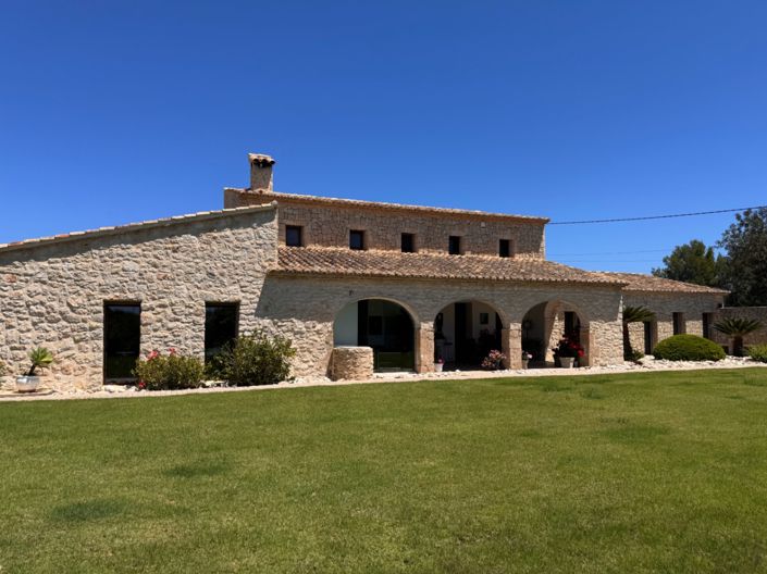 Image No.27-4 Bed Finca for sale