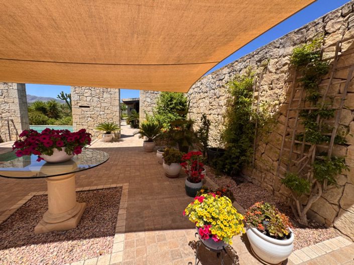 Image No.32-4 Bed Finca for sale