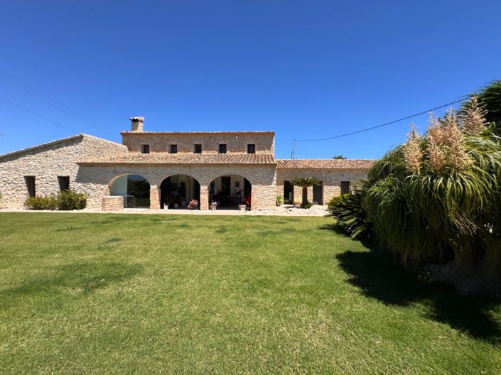 Image No.36-4 Bed Finca for sale