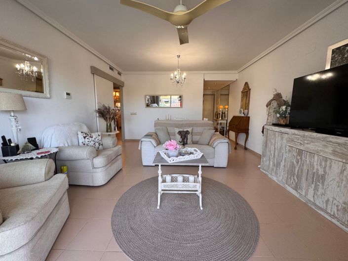 Image No.18-2 Bed Apartment for sale