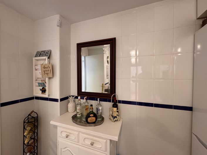 Image No.20-2 Bed Apartment for sale