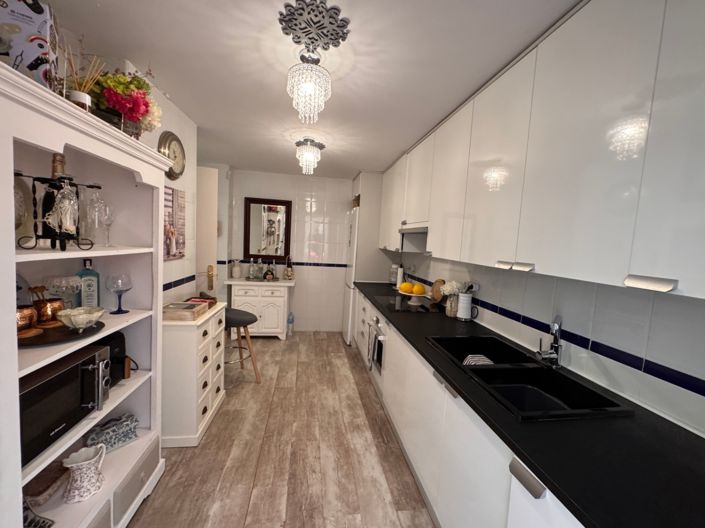 Image No.7-2 Bed Apartment for sale