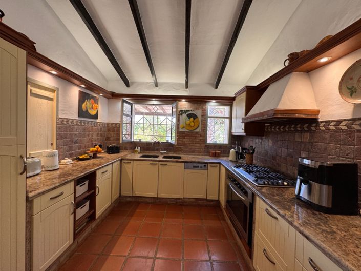 Image No.26-4 Bed Finca for sale