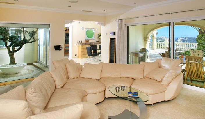 Image No.12-4 Bed Villa for sale