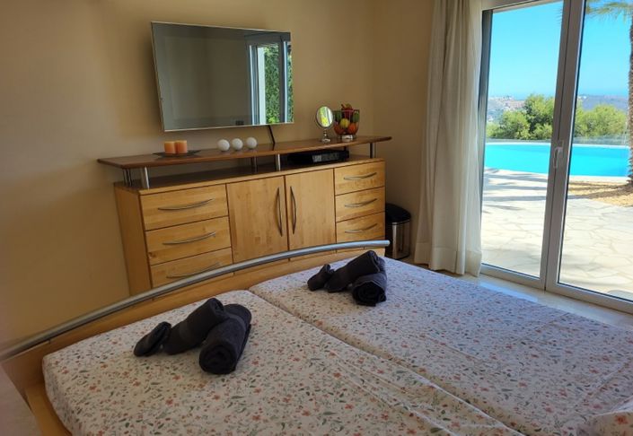 Image No.40-4 Bed Villa for sale