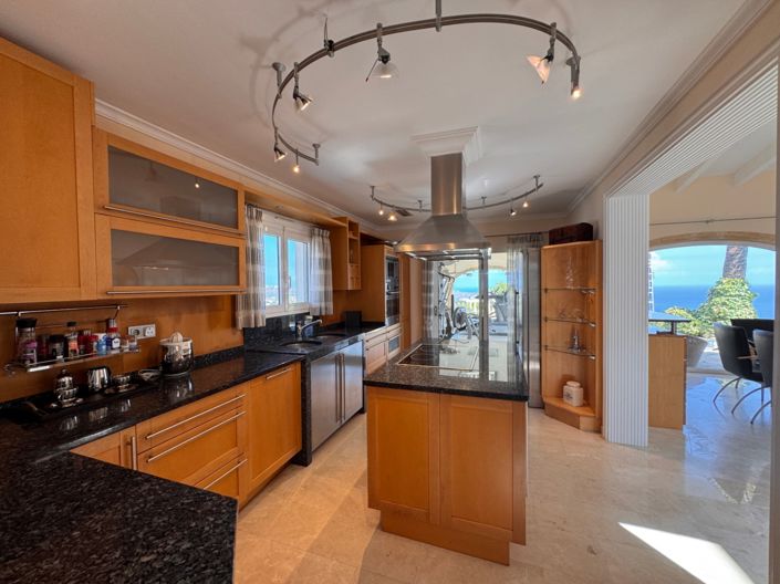 Image No.48-4 Bed Villa for sale