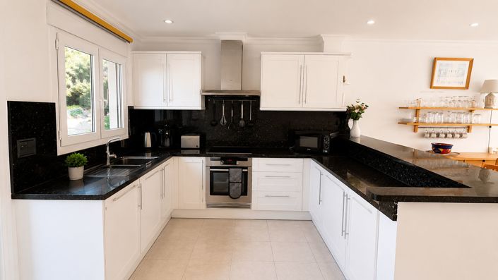 Image No.4-2 Bed Apartment for sale