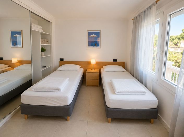 Image No.9-2 Bed Apartment for sale