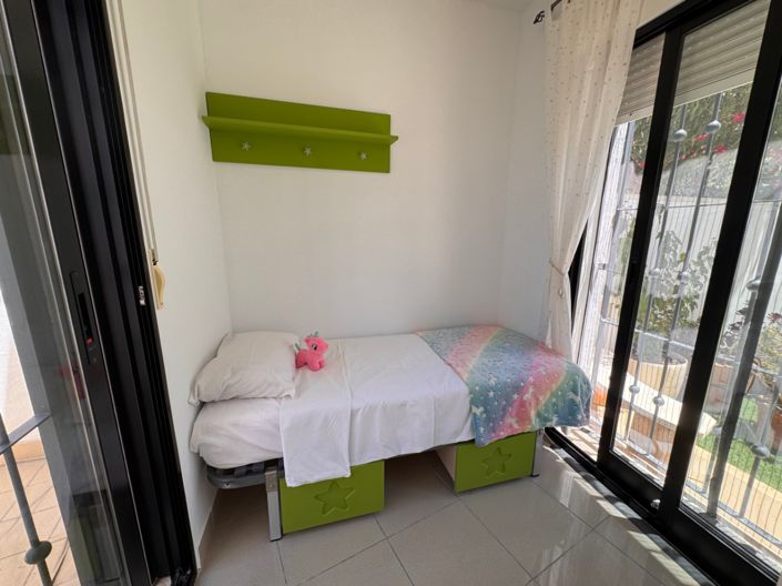 Image No.18-4 Bed Villa for sale