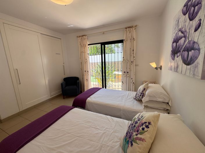 Image No.24-4 Bed Villa for sale