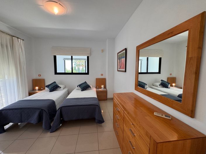 Image No.29-4 Bed Villa for sale